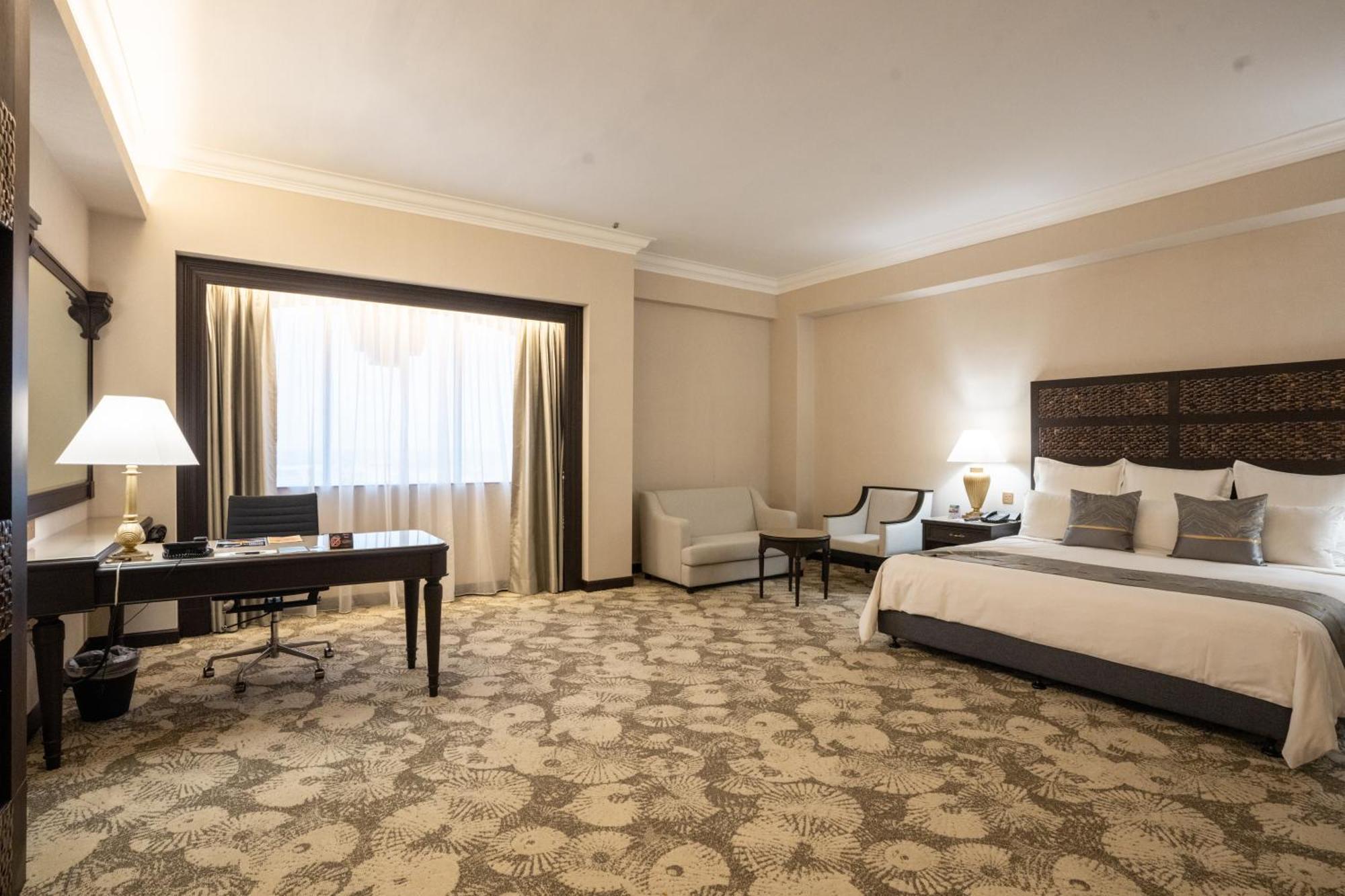 Renai Hotel Kota Bharu Esterno foto