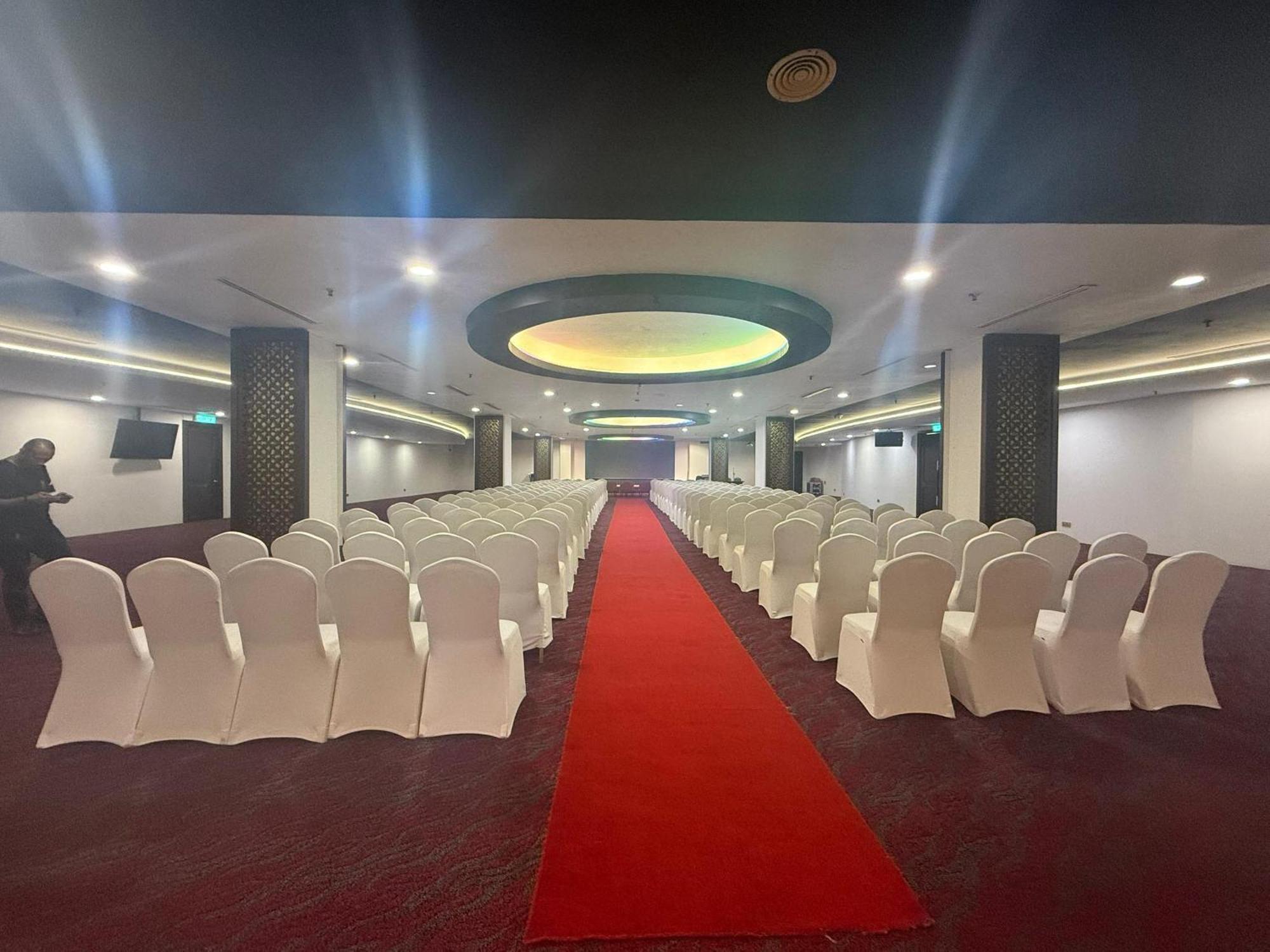 Renai Hotel Kota Bharu Esterno foto