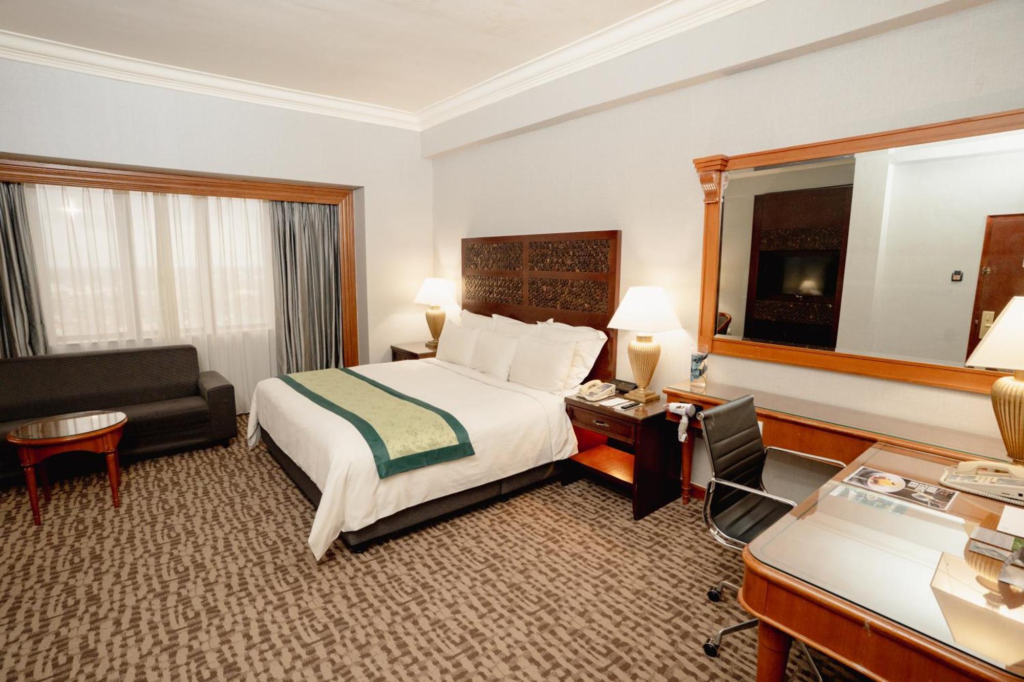 Renai Hotel Kota Bharu Esterno foto